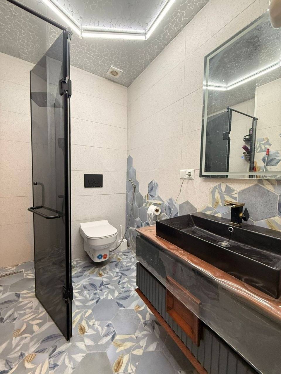 Four room apartment in Bagrationi Residence
