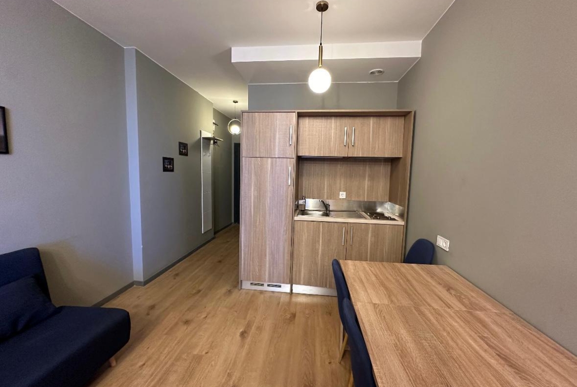 Studio for sale in Komunna Tower