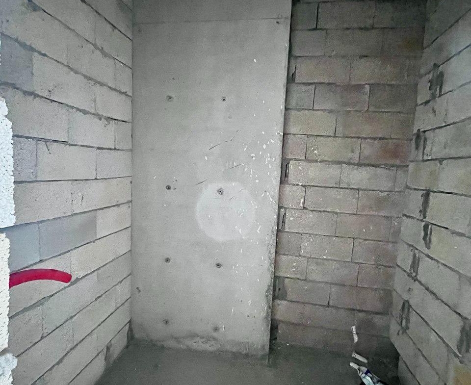 Studio for sale in Accent