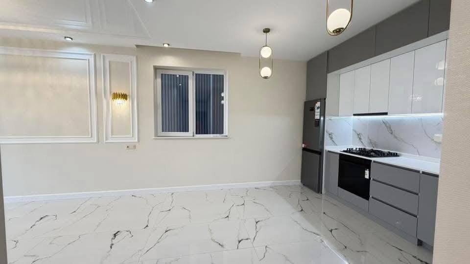 Three room apartment in Aisi