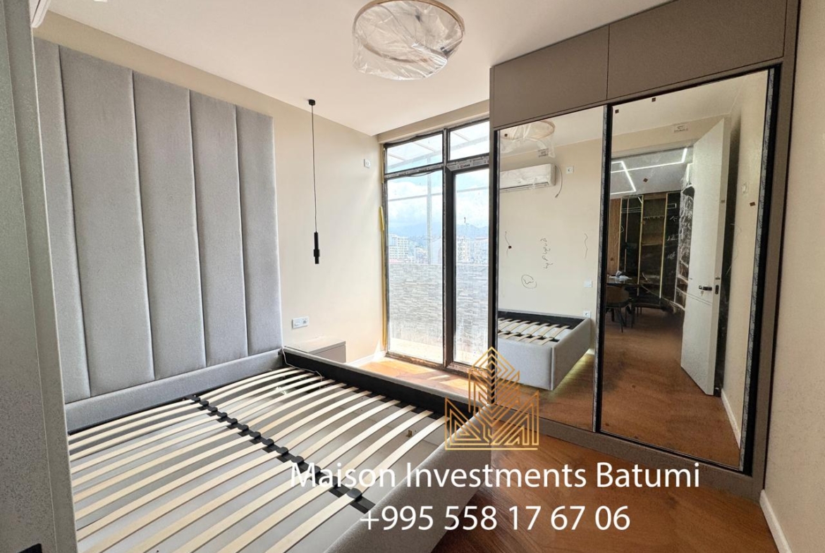 Four-bedroom apartment for sale in the Old town of Batumi