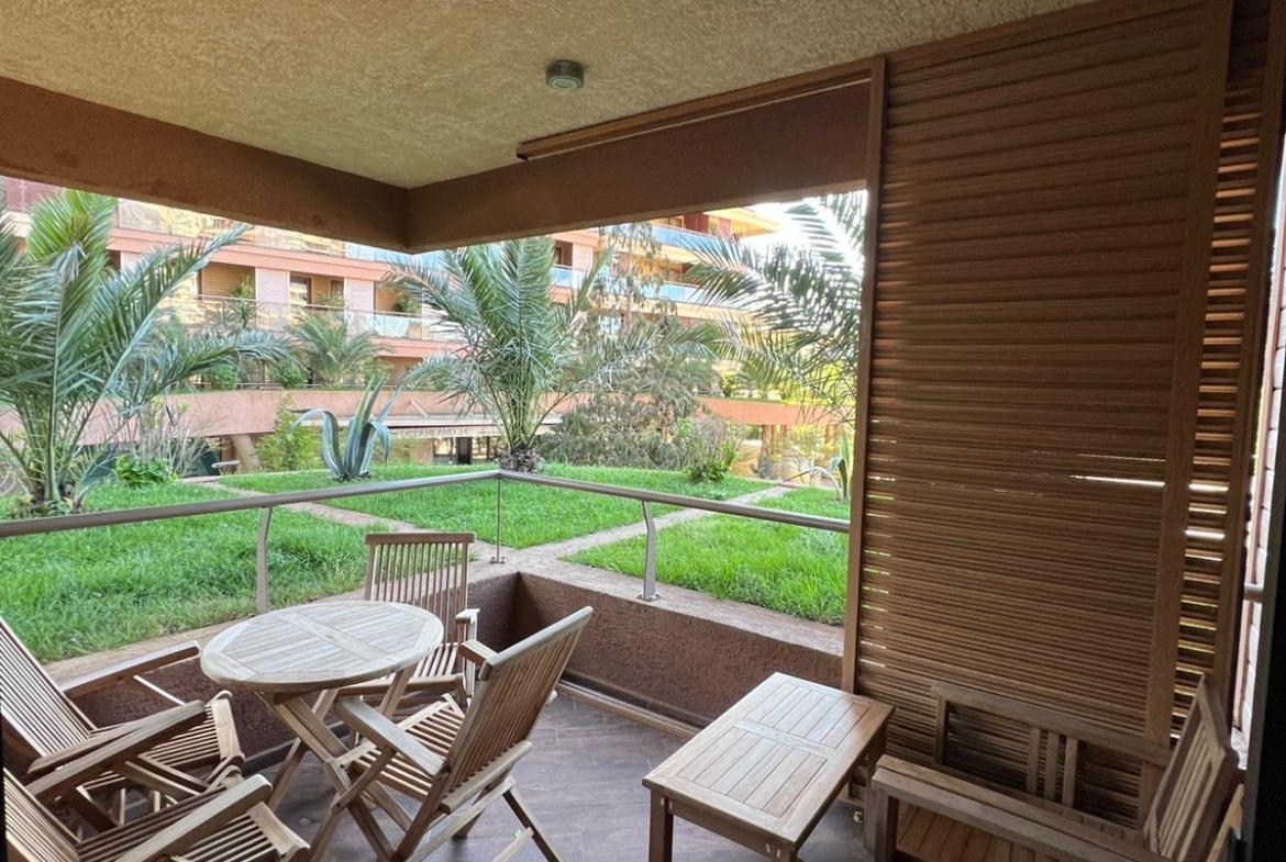 Two room apartment in Dream Land Oasis