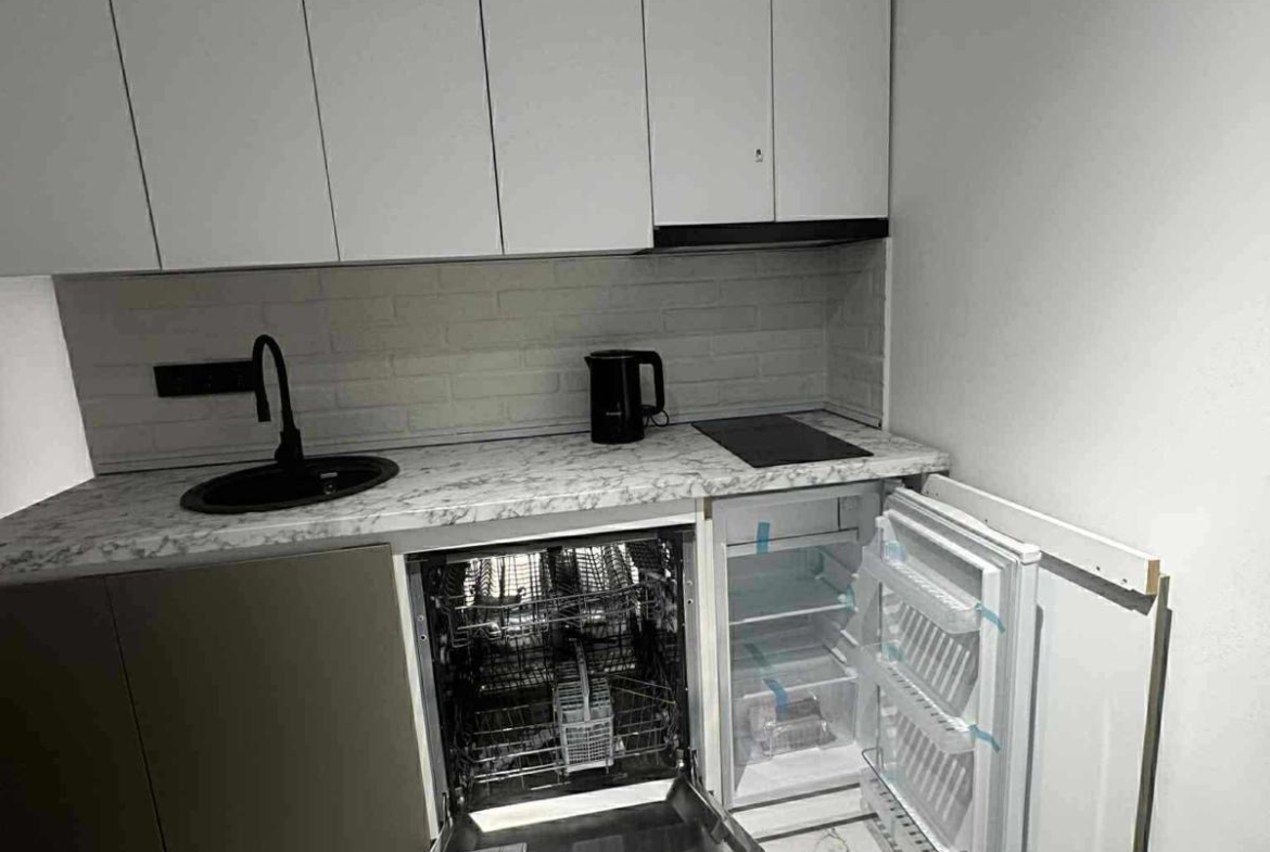 Studio for sale in Blue Sky Tower