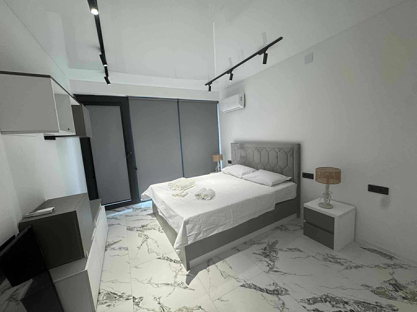 31050fe4-3dc0-4136-8ec7-558d67265fca Studio for sale in Blue Sky Tower