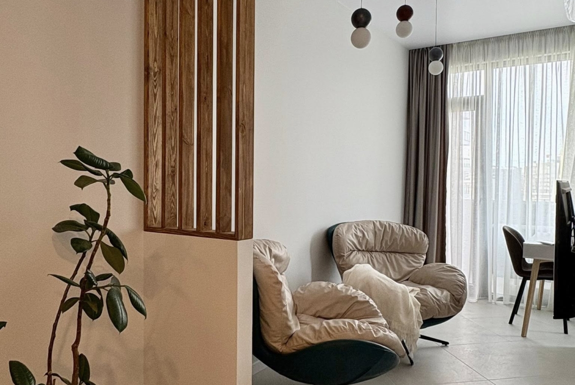 Two room apartment in White House
