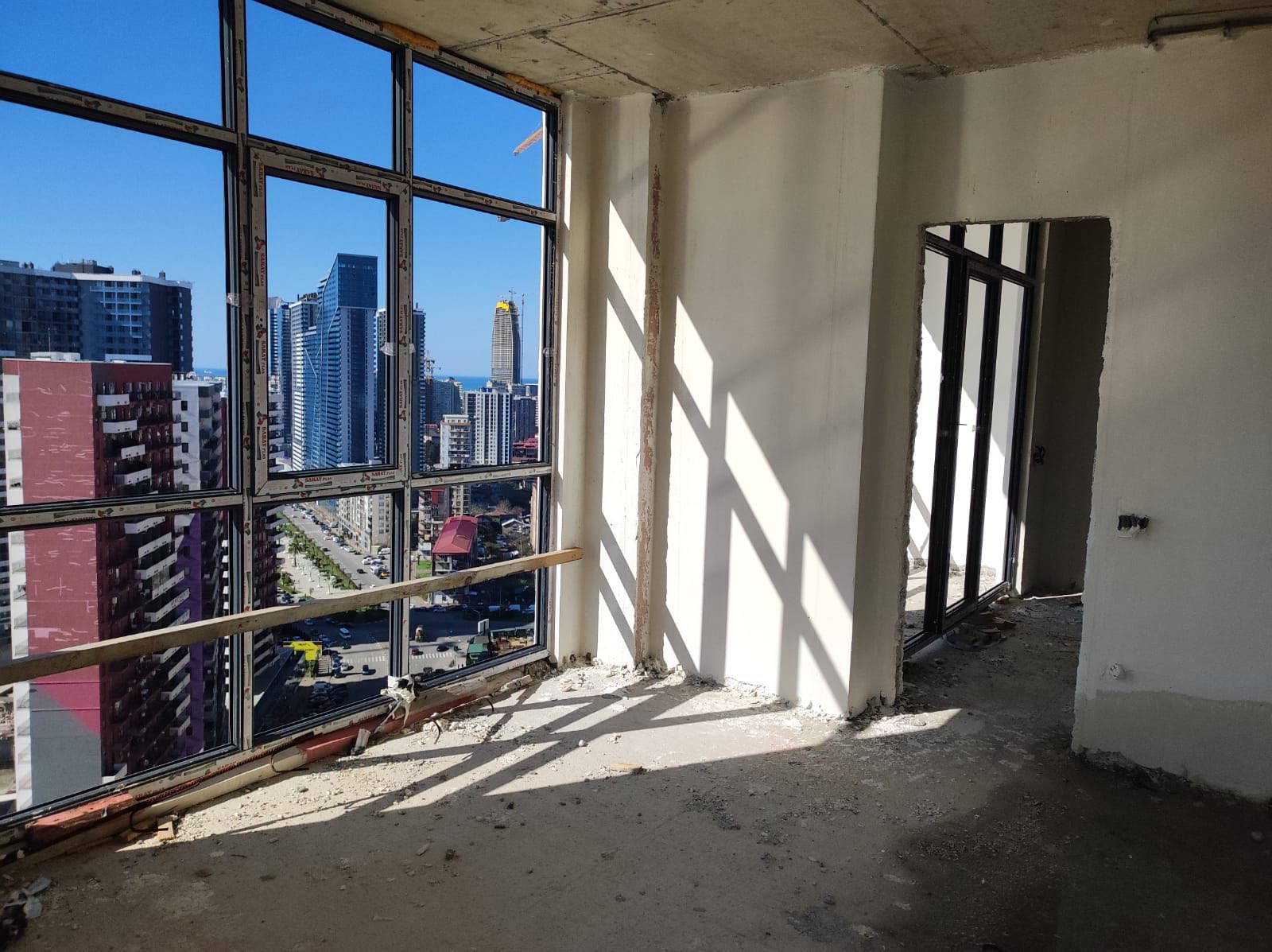 692825405_915650371532702_9104127250167211461_n Four room apartment in Accent