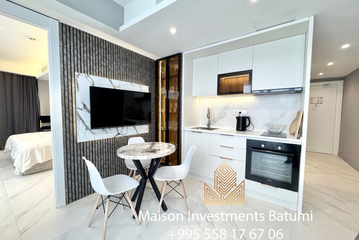 Two room apartment in Alliance Palace