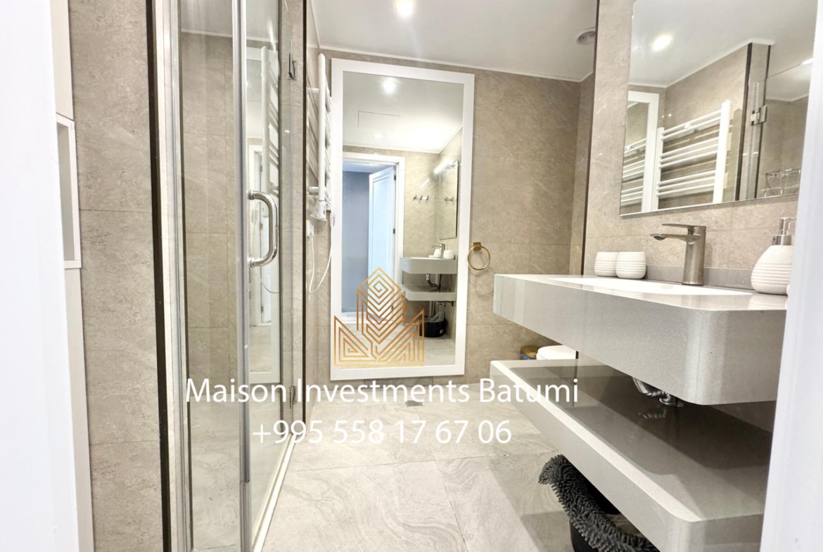 Two room apartment in Alliance Palace