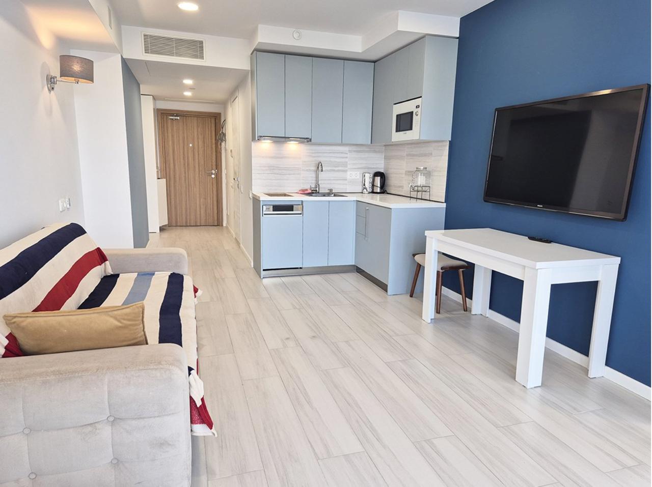 Two room apartment in Alliance Privilege