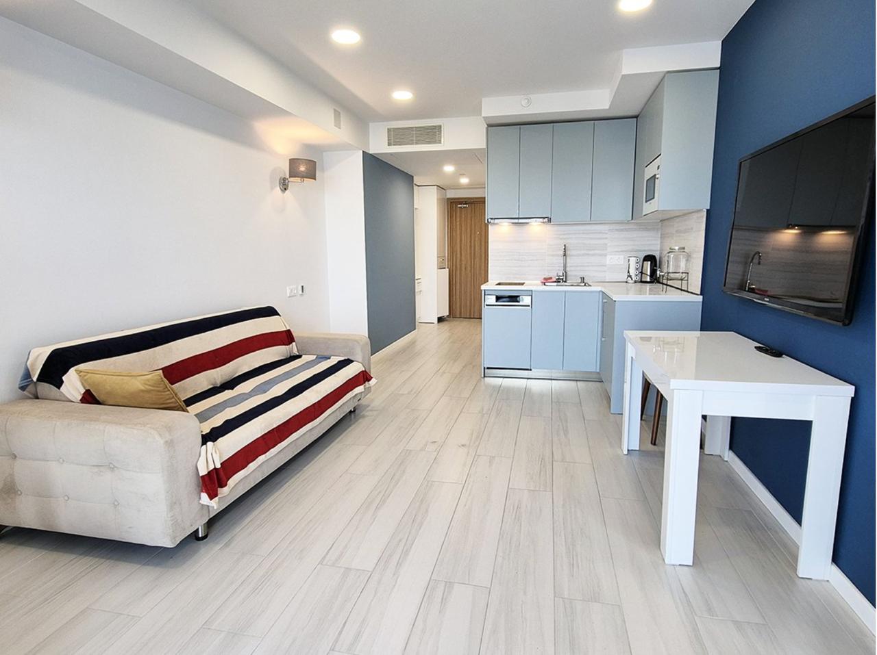 Two room apartment in Alliance Privilege
