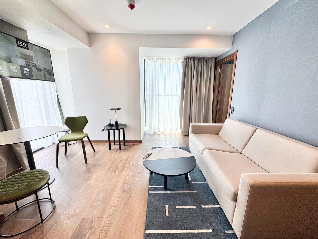 Two rooms apartment in Alliance Privilege