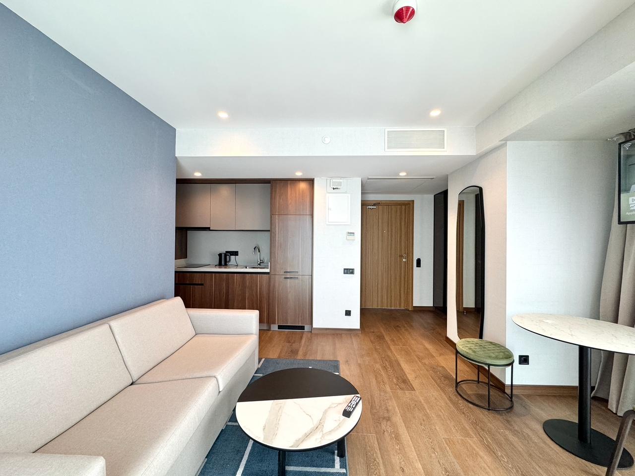 Two rooms apartment in Alliance Privilege