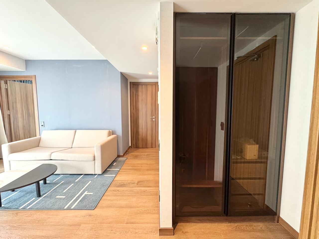 Two rooms apartment in Alliance Privilege