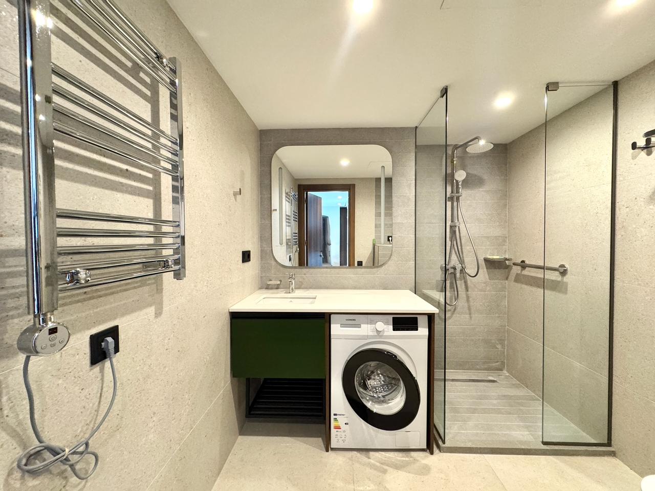 Two rooms apartment in Alliance Privilege