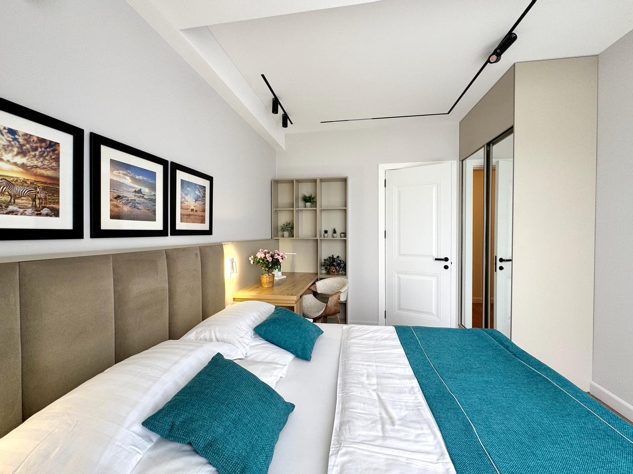 Three room apartment on the European Square in Batumi
