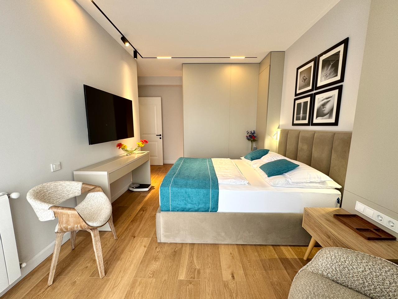 Three room apartment on the European Square in Batumi