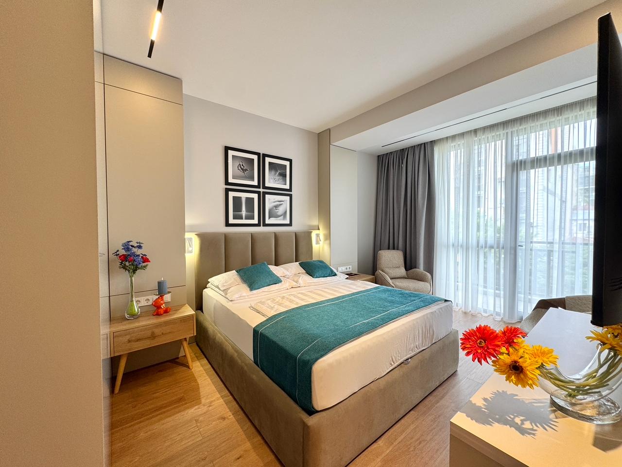 Three room apartment on the European Square in Batumi