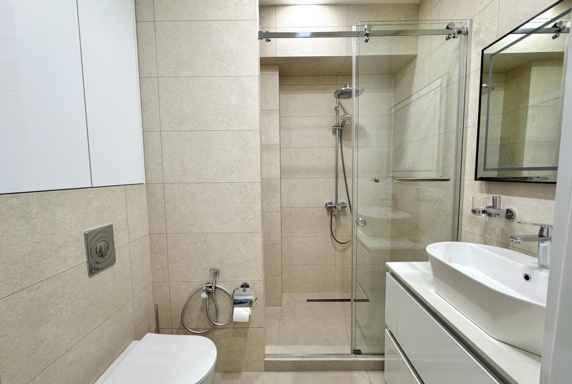 Three room apartment on the European Square in Batumi