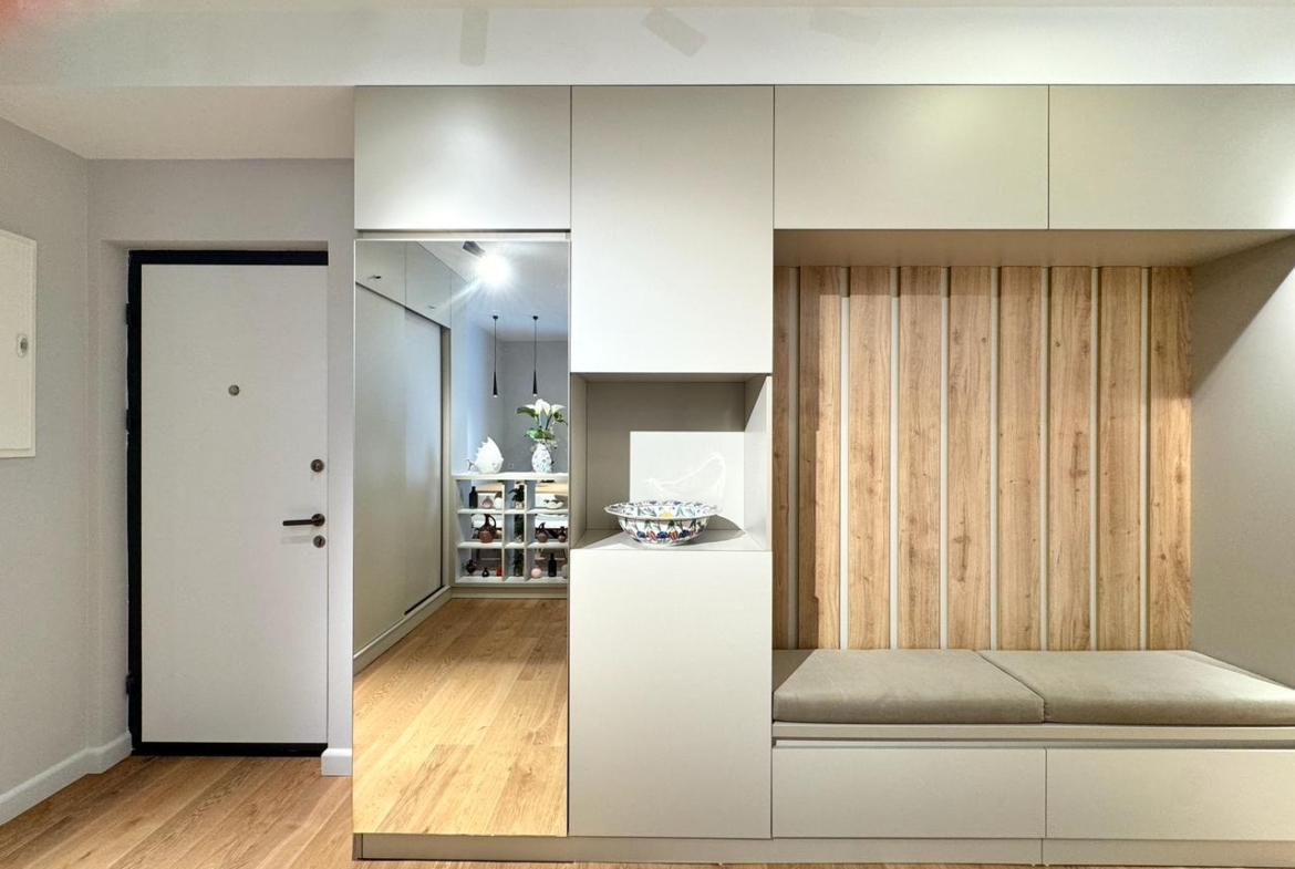Three room apartment on the European Square in Batumi