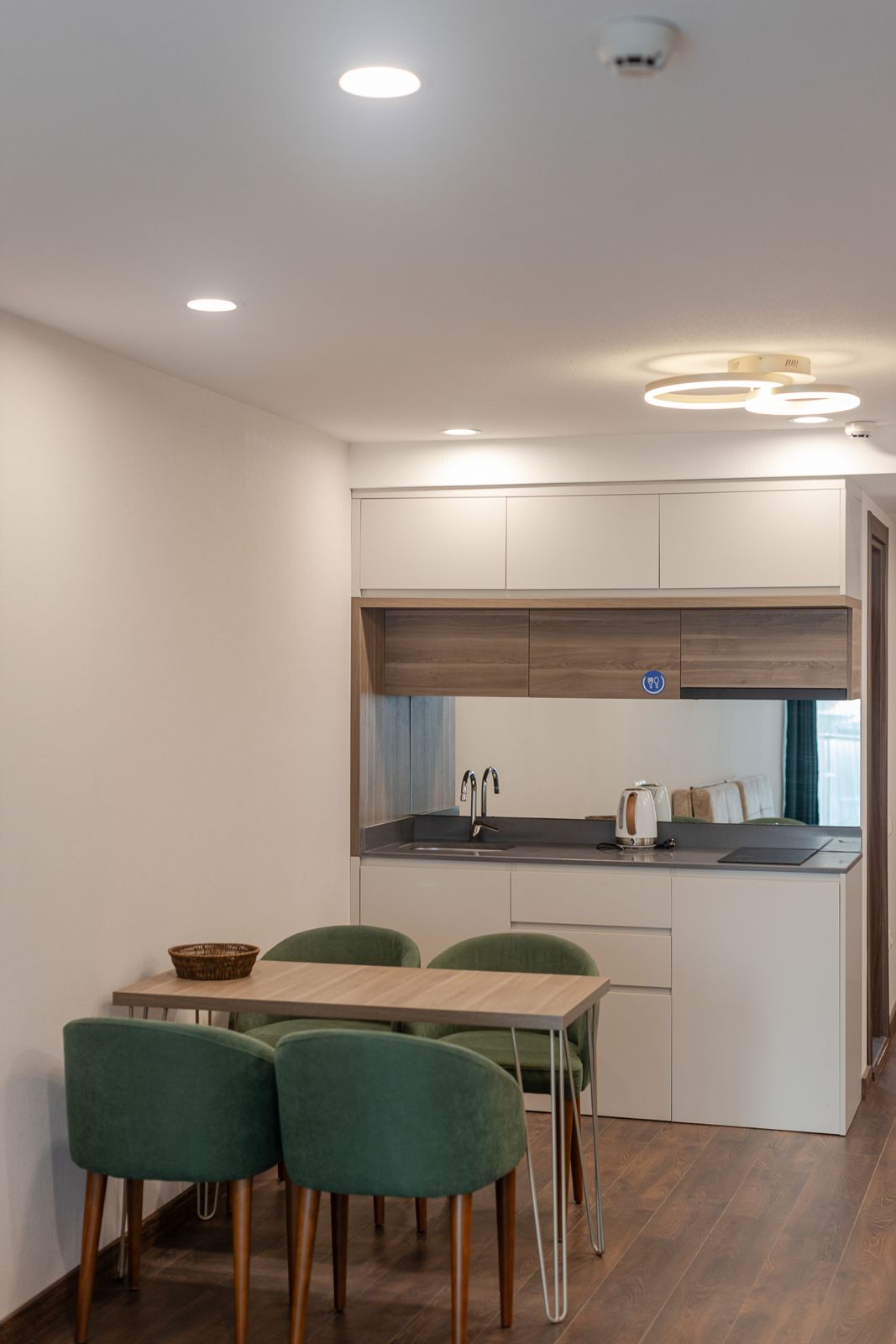 Two room apartment in Wyn Residence, Elt Building