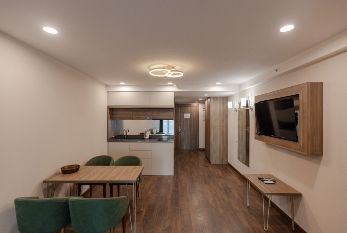 Two room apartment in Wyn Residence, Elt Building