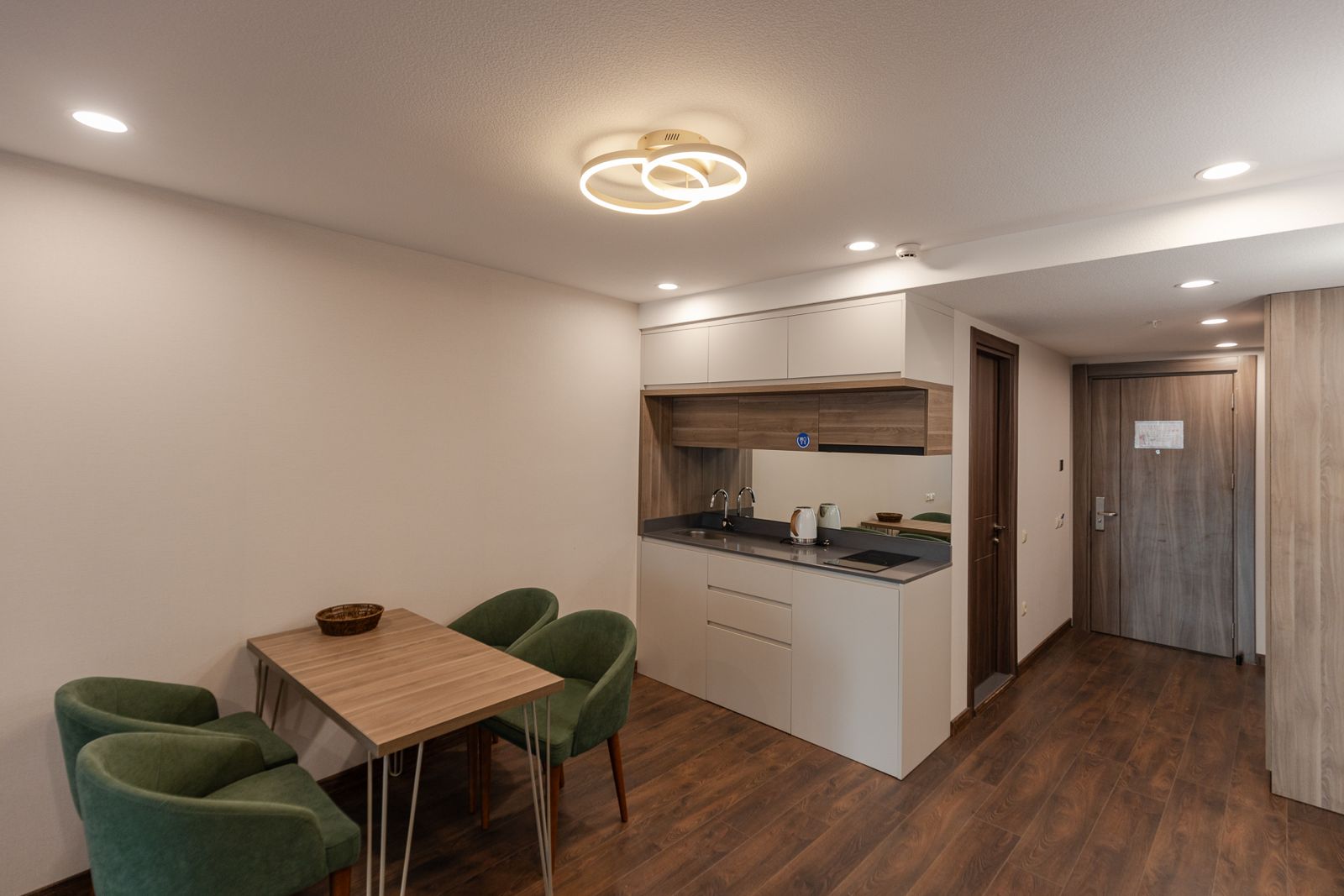 Two room apartment in Wyn Residence, Elt Building