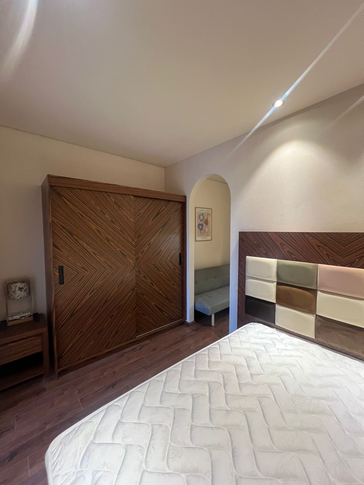d013ee4c-7828-41a8-8a96-7da39056d4d7 Two room apartment in Dream Land Oasis