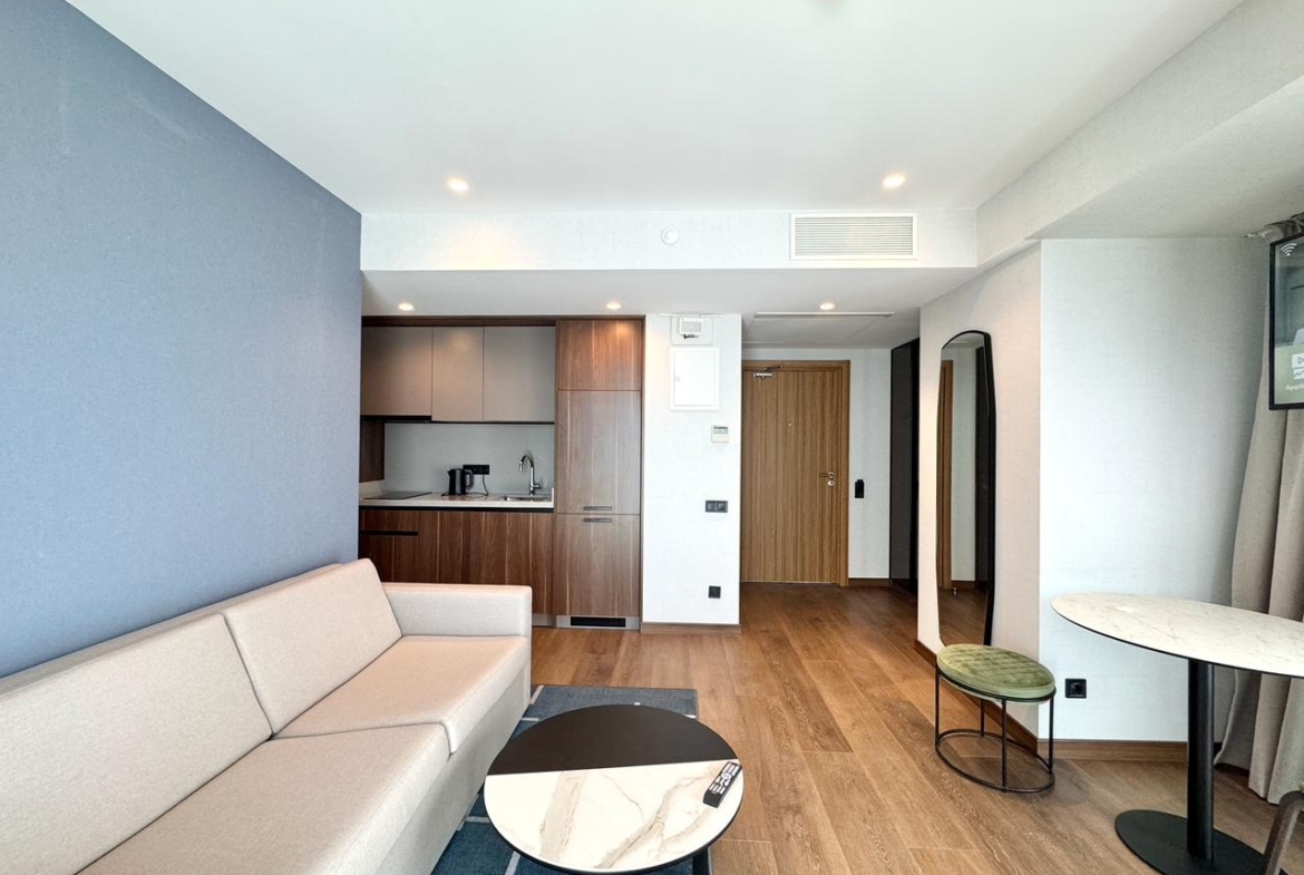 Two rooms apartment in Alliance Privilege