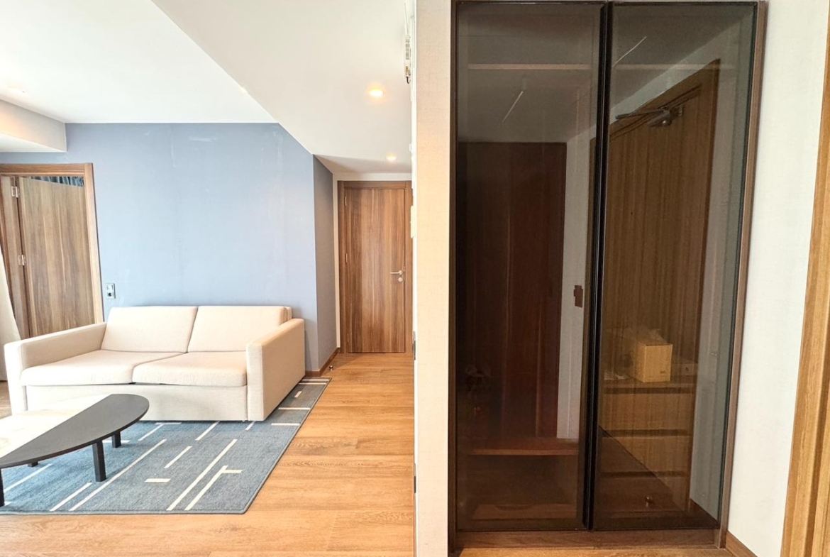 Two rooms apartment in Alliance Privilege