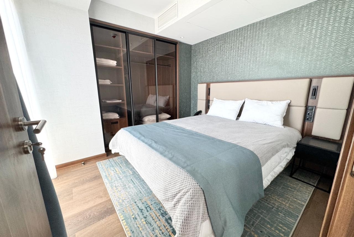 Two rooms apartment in Alliance Privilege