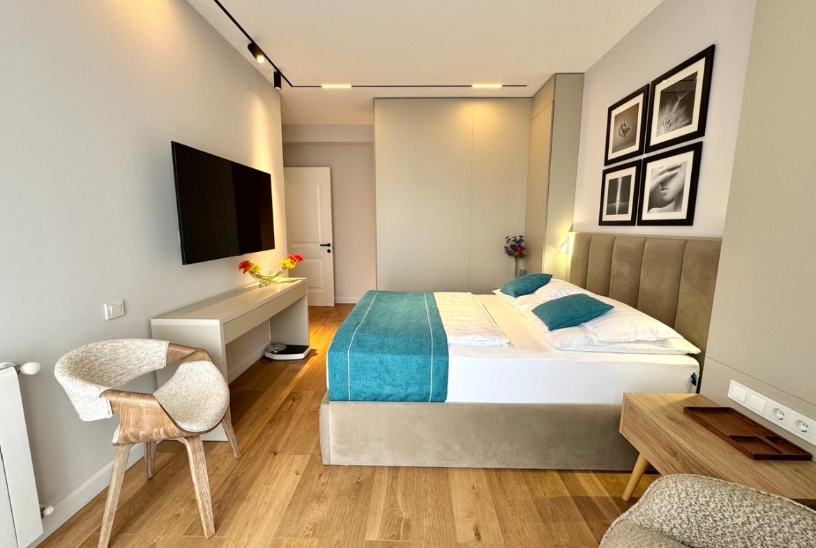 Three room apartment on the European Square in Batumi