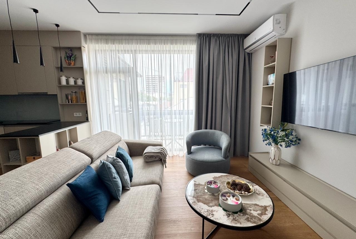 Three room apartment on the European Square in Batumi