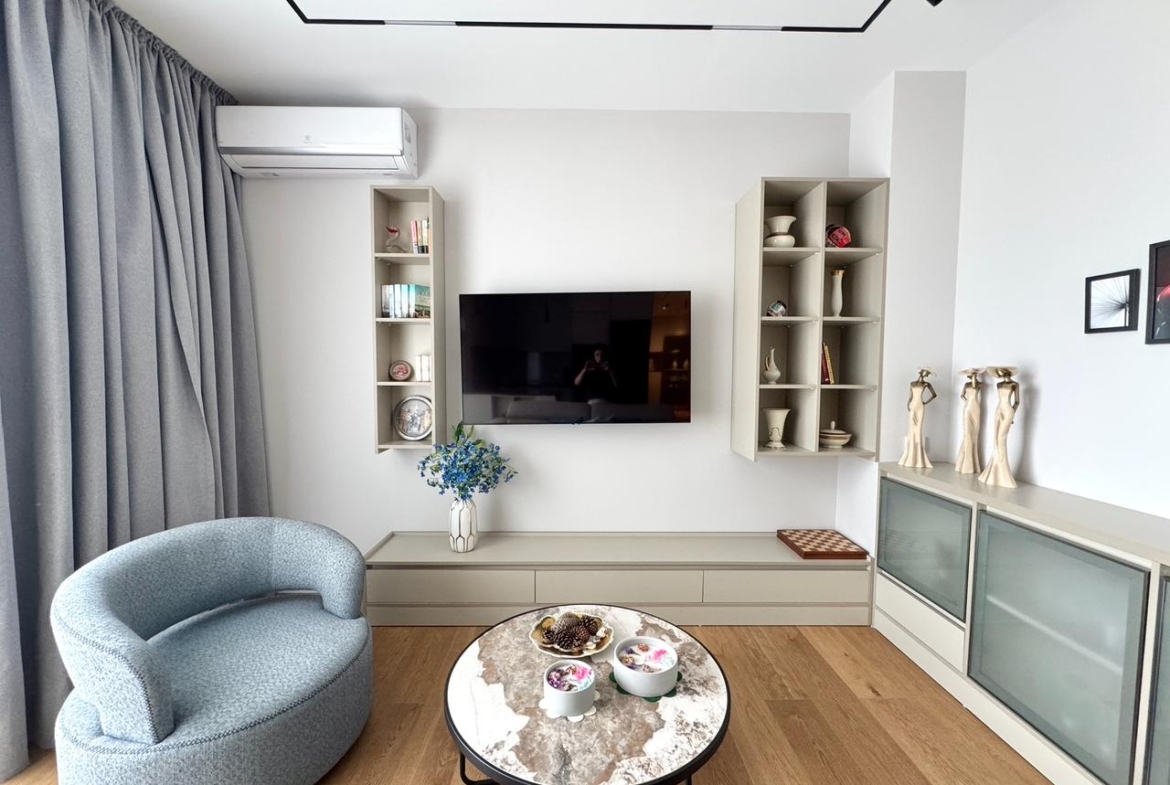 Three room apartment on the European Square in Batumi