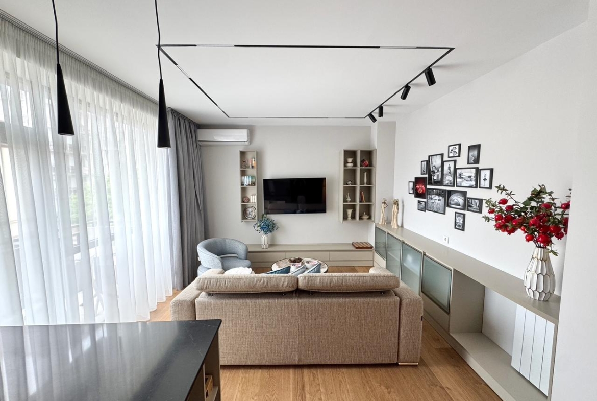 Three room apartment on the European Square in Batumi