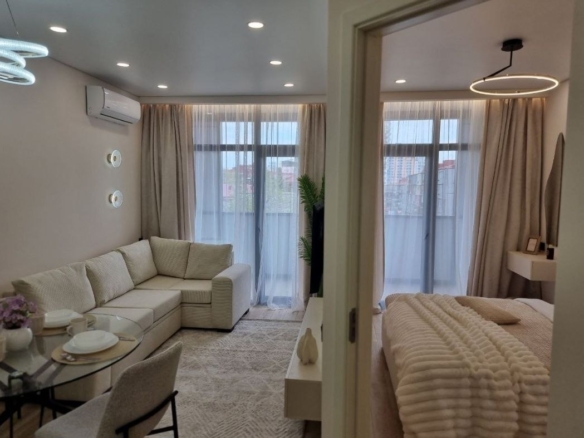 Two room apartment in Black Sea Towers