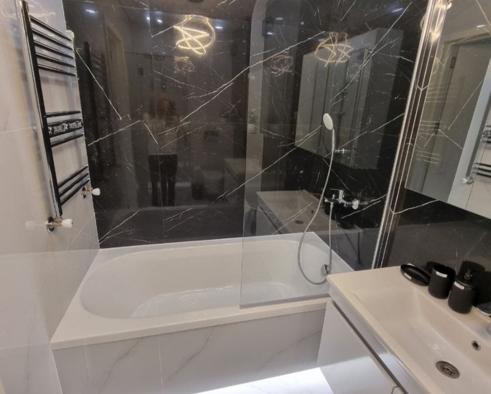 Two room apartment in Black Sea Towers