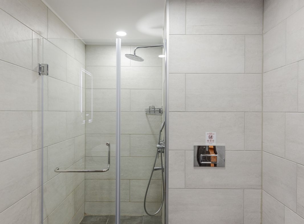 Two room apartment in Wyn Residence, Elt Building