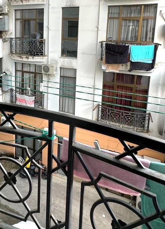 Three room apartment on Rustaveli avenue, old Batumi