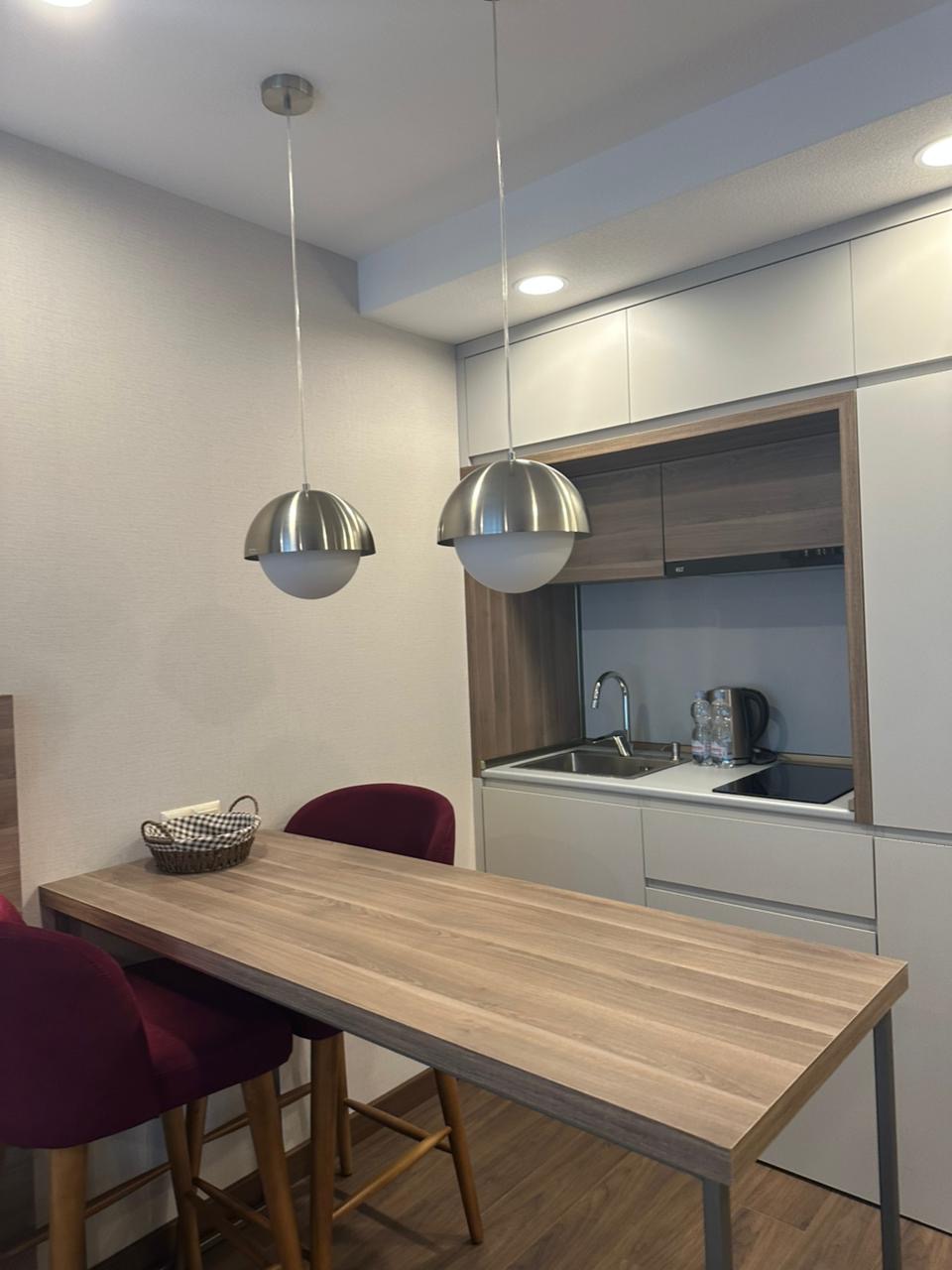 2b70c756-5ee5-4924-944e-6ac400a33952 Studio for sale in Sunset, Elt Building