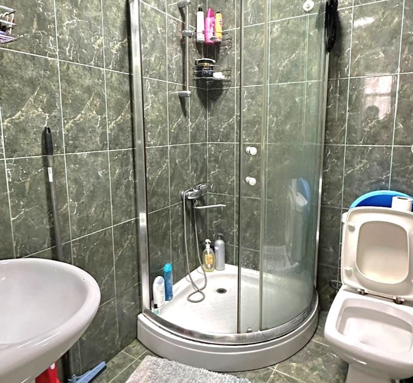 Three room apartment on Rustaveli avenue, old Batumi