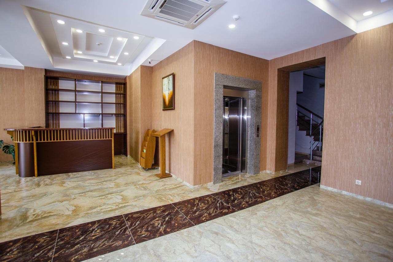 5b6c7fb0-95d1-4507-9d6d-4a582d126ae7 Hotel for sale in Batumi city center
