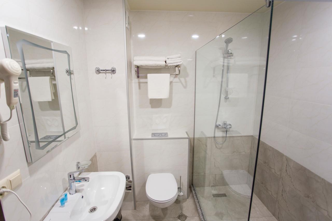 8bcd497c-1cfa-4fa1-907c-07d0955de0f3 Hotel for sale in Batumi city center
