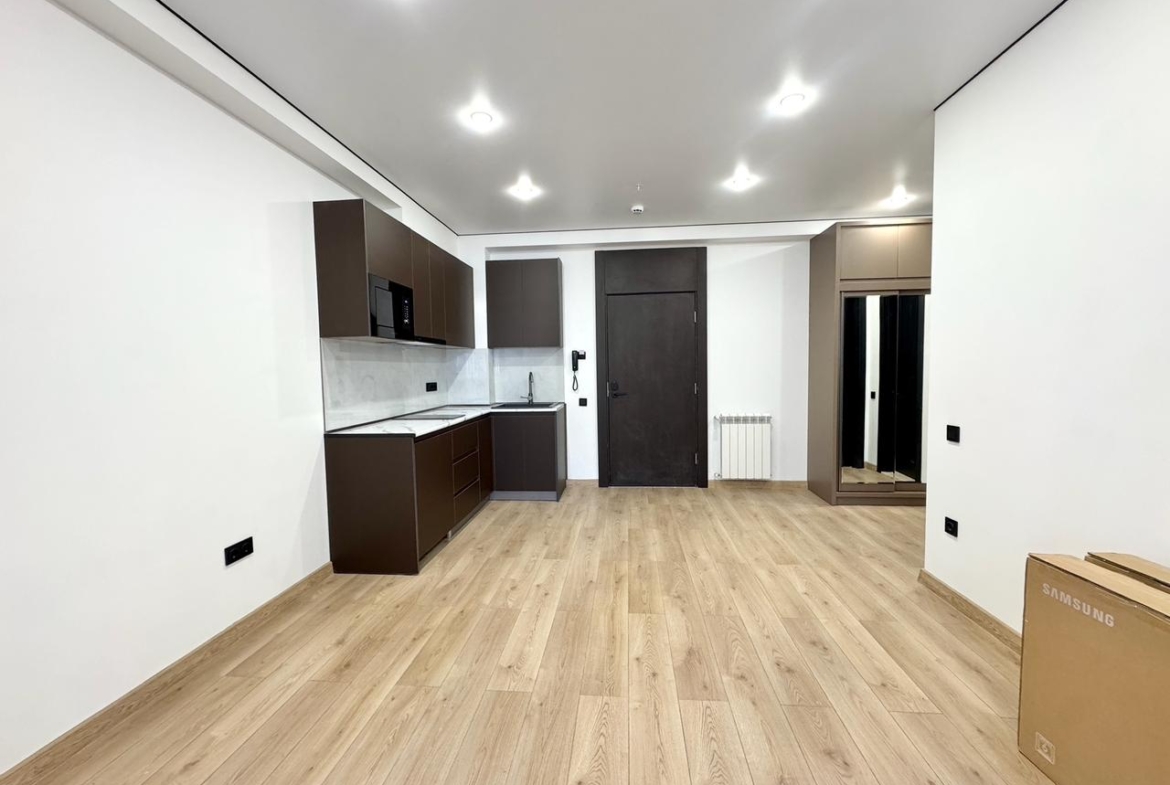 Two room apartment in Boulevard Point