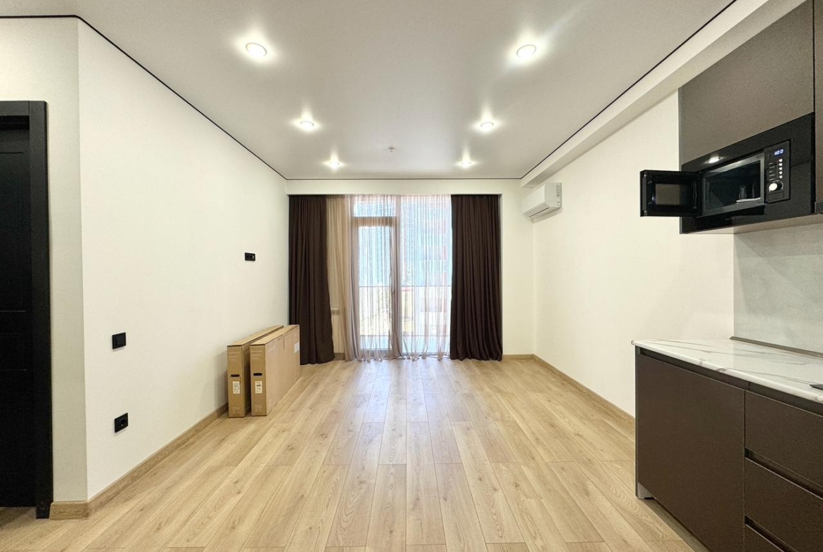Two room apartment in Boulevard Point