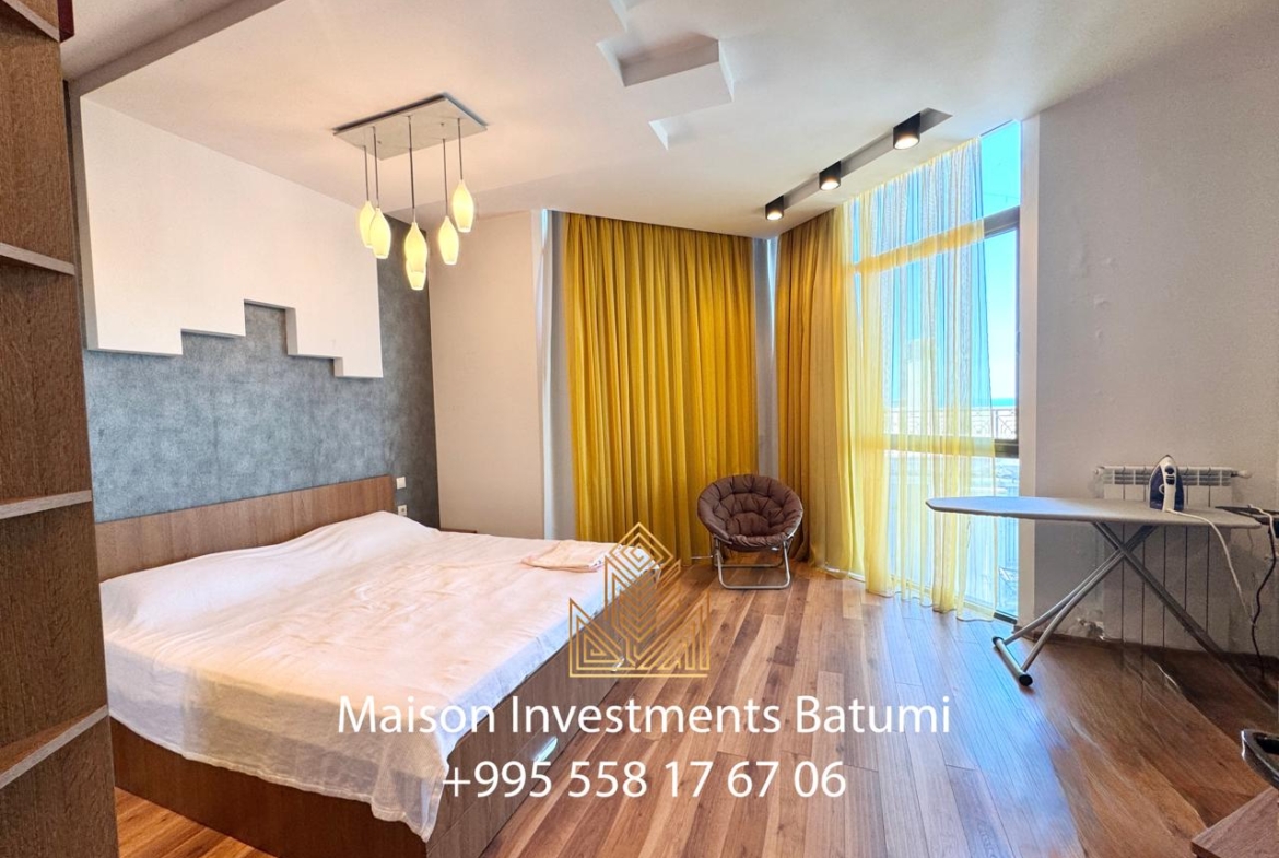 Four room apartment on Rustavelli avenue, Batumi
