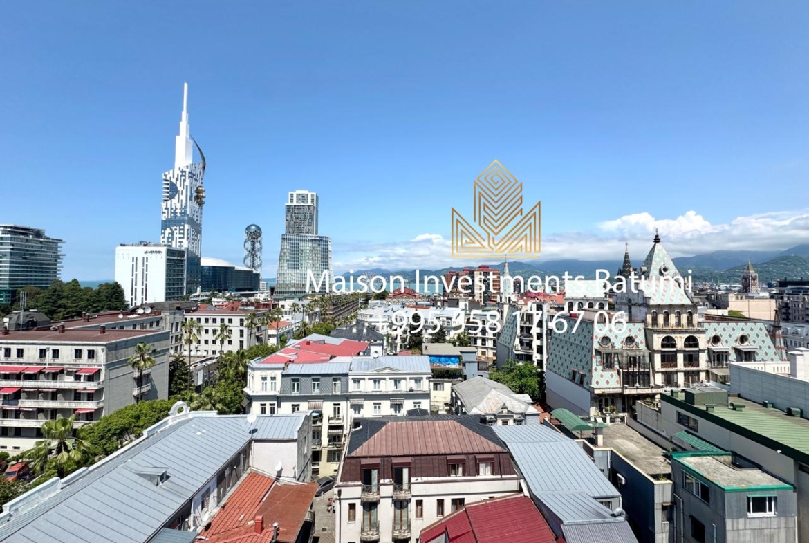 Four room apartment on Rustavelli avenue, Batumi