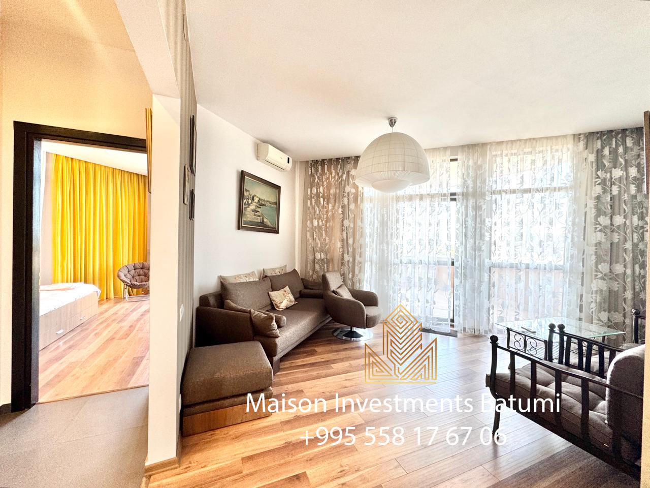 IMAGE 2026-06-20 11:37:58 Four room apartment on Rustavelli avenue, Batumi