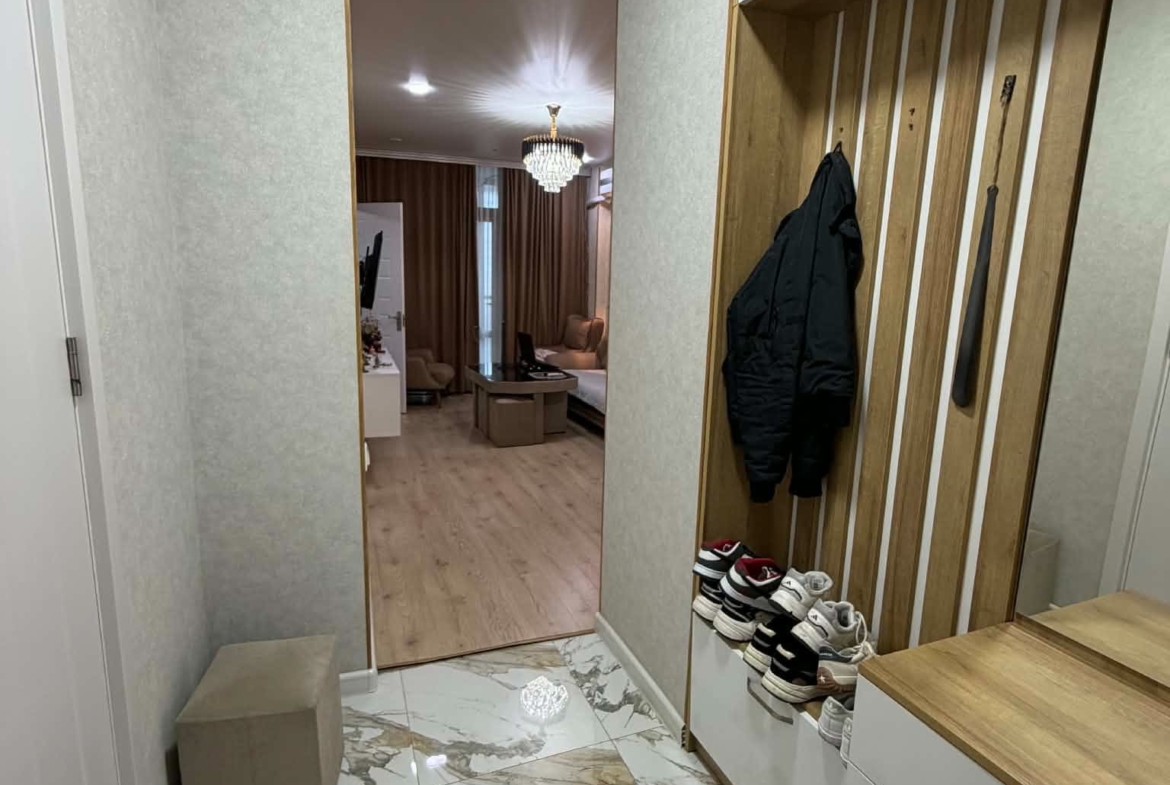 Three room apartment for sale in Dar Building