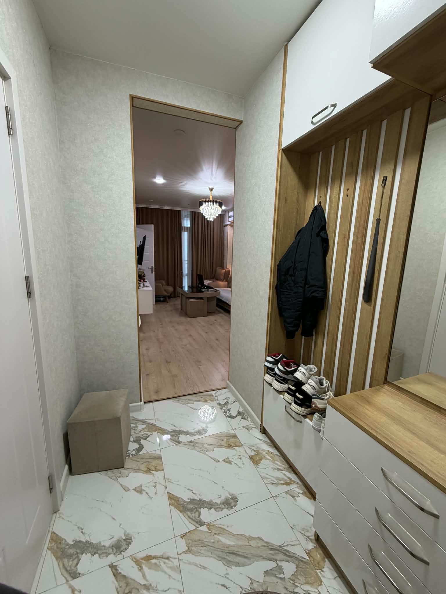 Three room apartment for sale in Dar Building