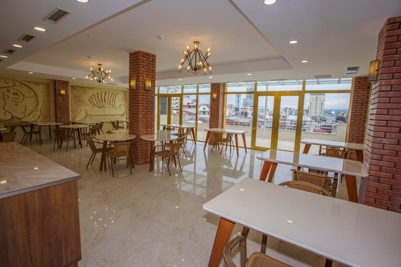 3dba8a66-0464-432b-a9d8-8f8510ceeeb6 Hotel for sale in Batumi city center